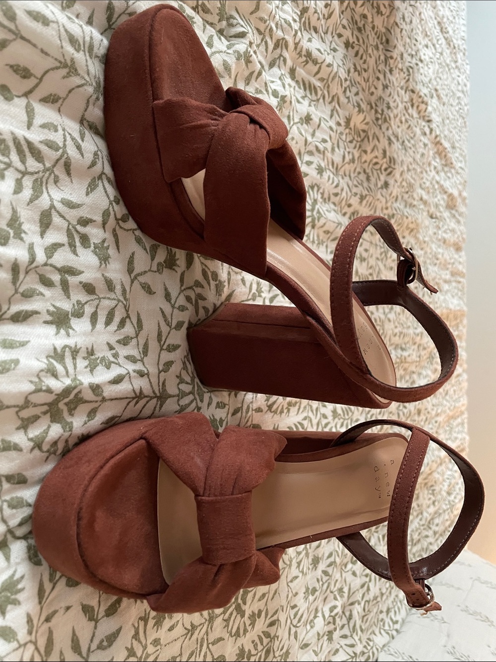 a new day Brown Suede Knot Platform Block Heel Sandals